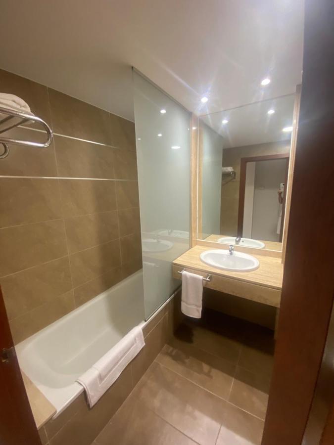 Cityexpress Hotel San Fernando - Carcaixent Luaran gambar